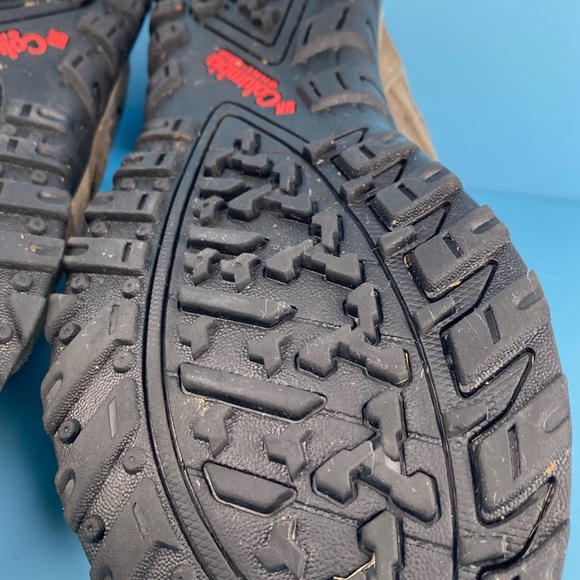 Columbia Hiking Shoes. - Picture 8 of 8